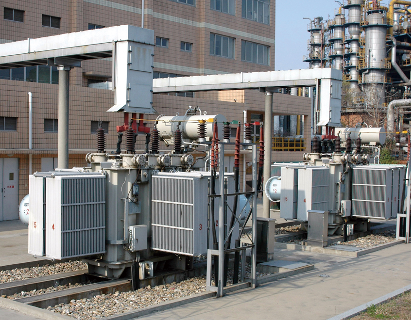 大型电气设备检修安装